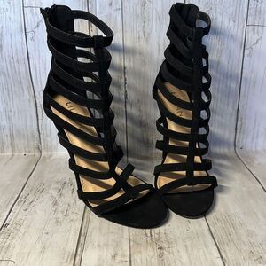Liliana Women’s Black Nikia-14 Peep Toe Criss Cross Stiletto Heels size 6